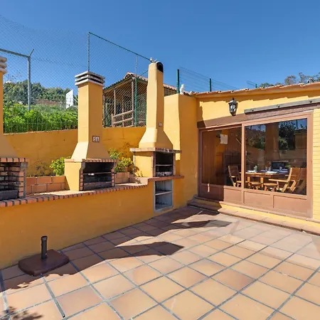 Lola And Rafael's * Moya (Gran Canaria)